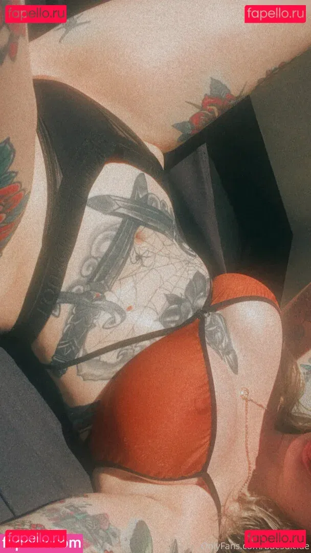 Justlittlebae Onlyfans Photo Gallery 