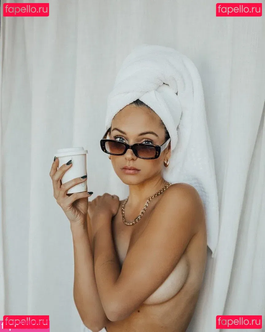 Alyssa Lynch Onlyfans Photo Gallery 