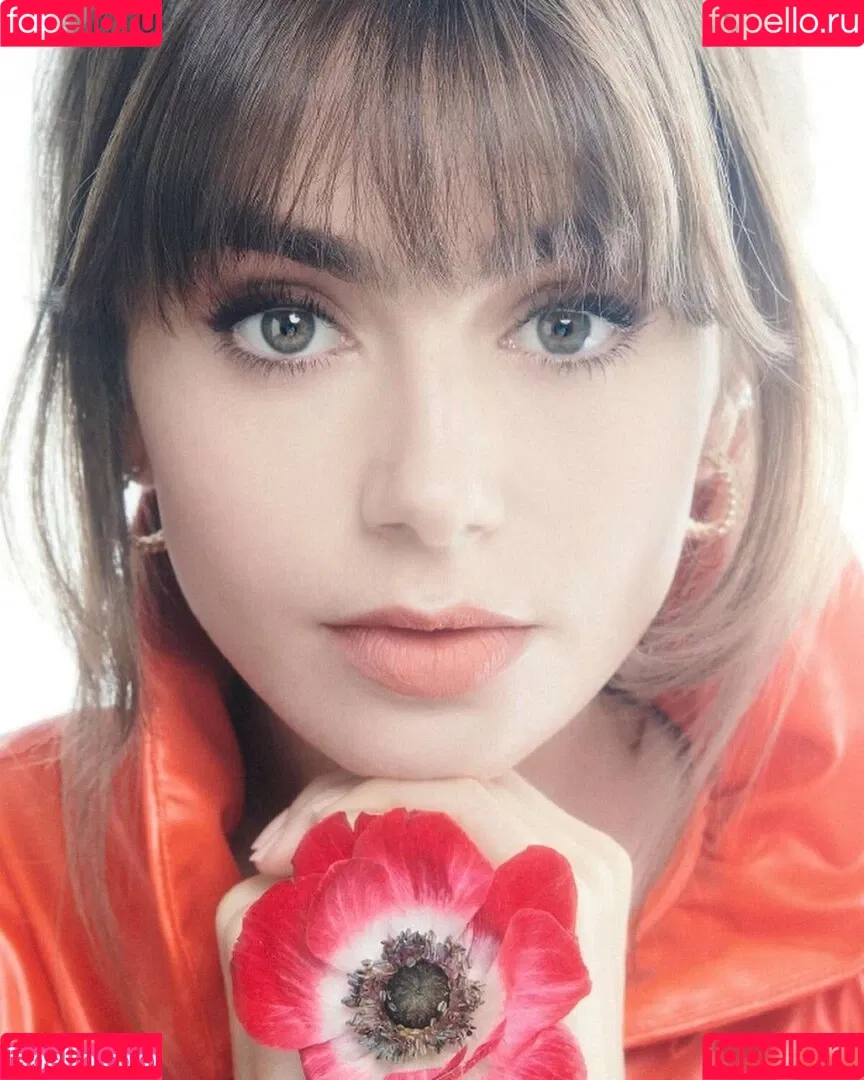 Lily Collins Onlyfans Photo Gallery 