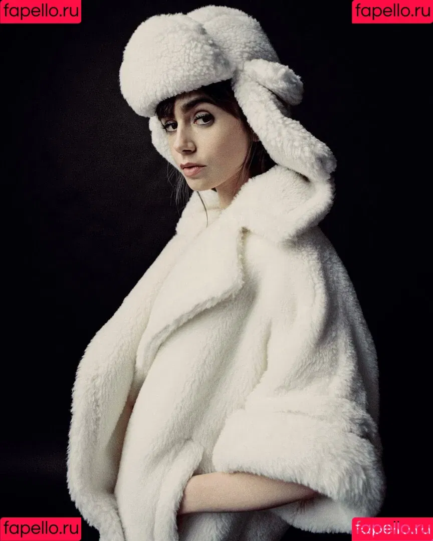 Lily Collins Onlyfans Photo Gallery 