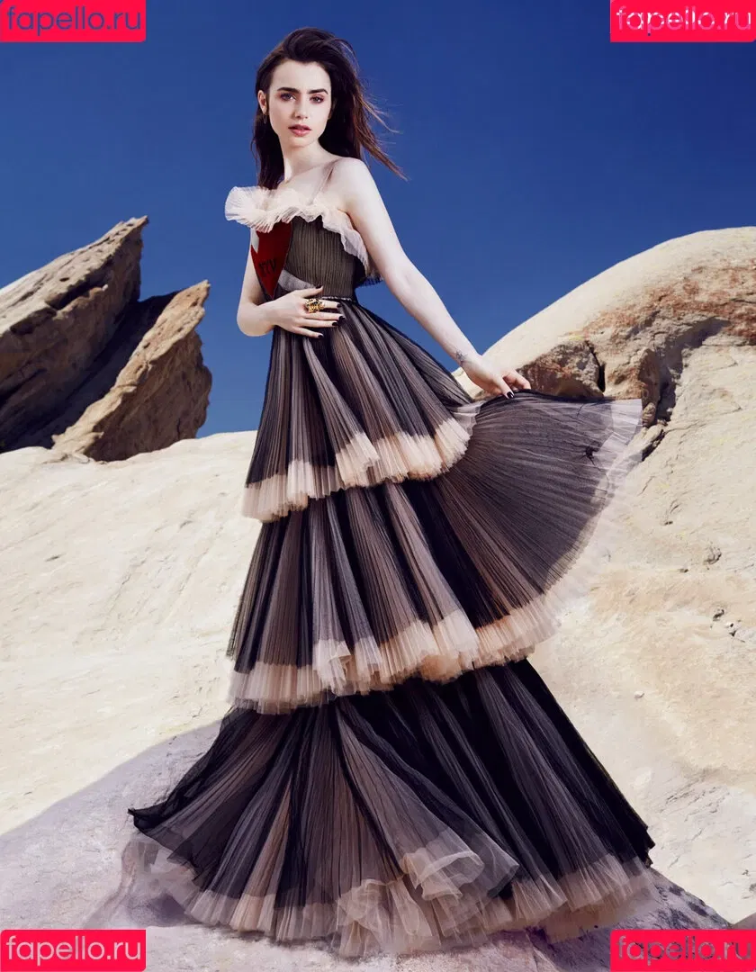 Lily Collins Onlyfans Photo Gallery 