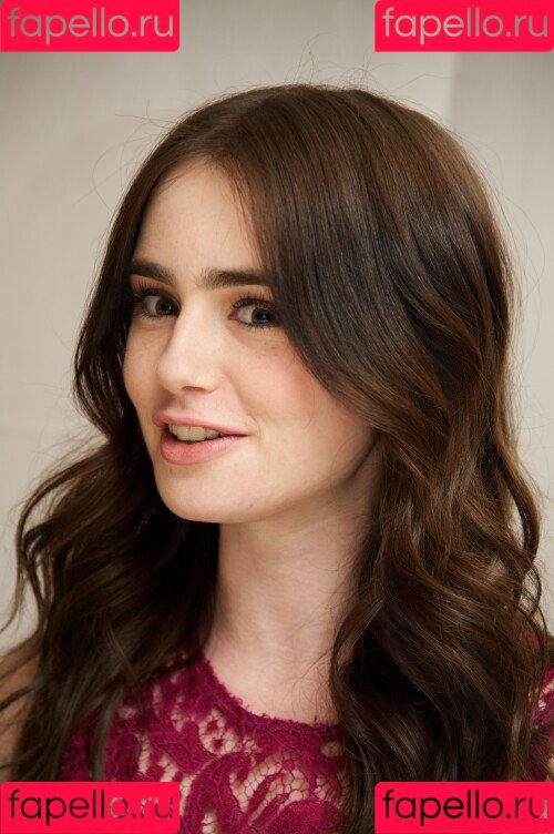 Lily Collins Onlyfans Photo Gallery 