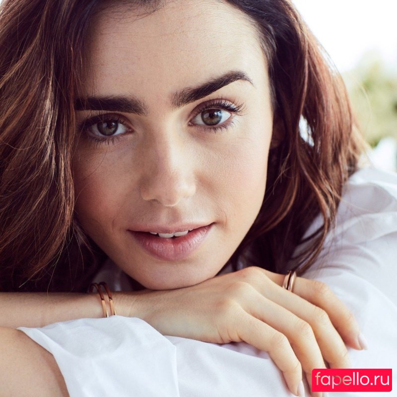 Lily Collins Onlyfans Photo Gallery 
