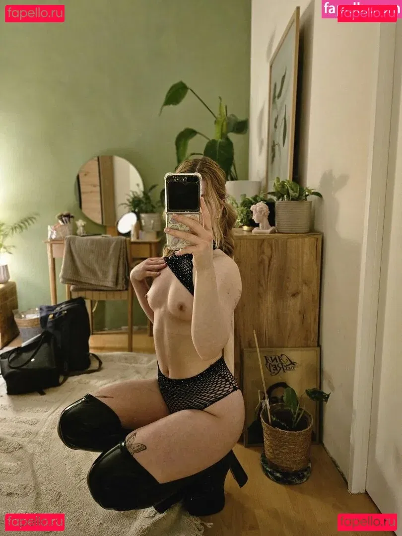 milamadness02 Onlyfans Photo Gallery 