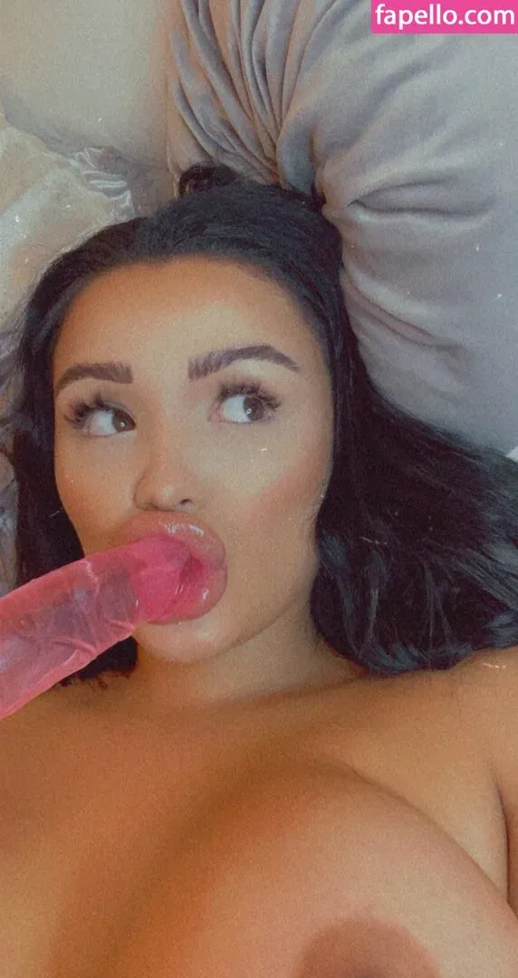 onlykimc Onlyfans Photo Gallery 