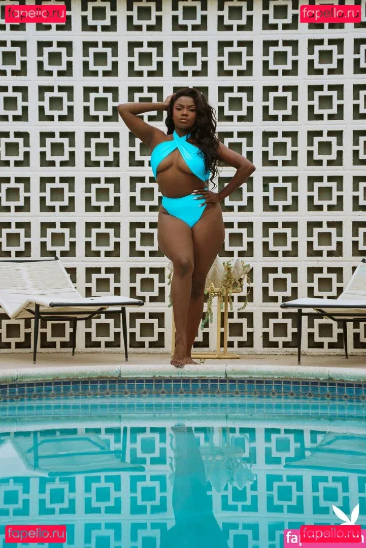 Aziza Onlyfans Photo Gallery 