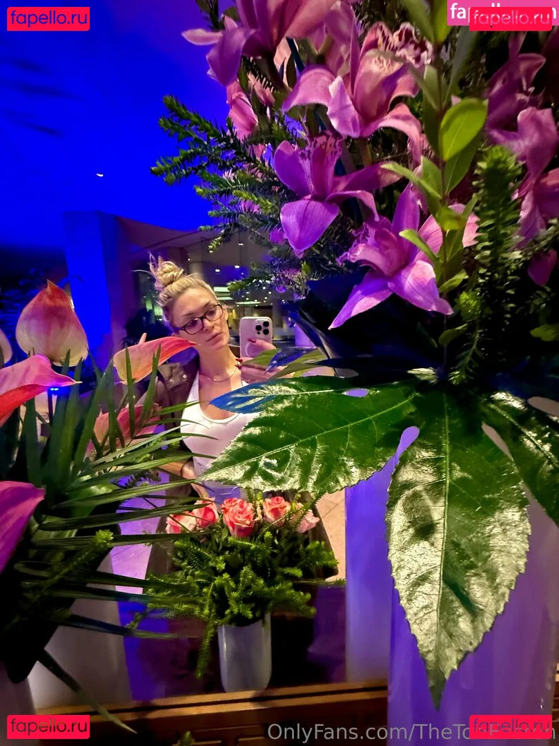 thetorieaston Onlyfans Photo Gallery 