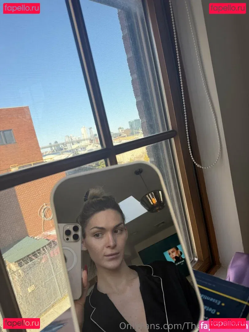 thetorieaston Onlyfans Photo Gallery 