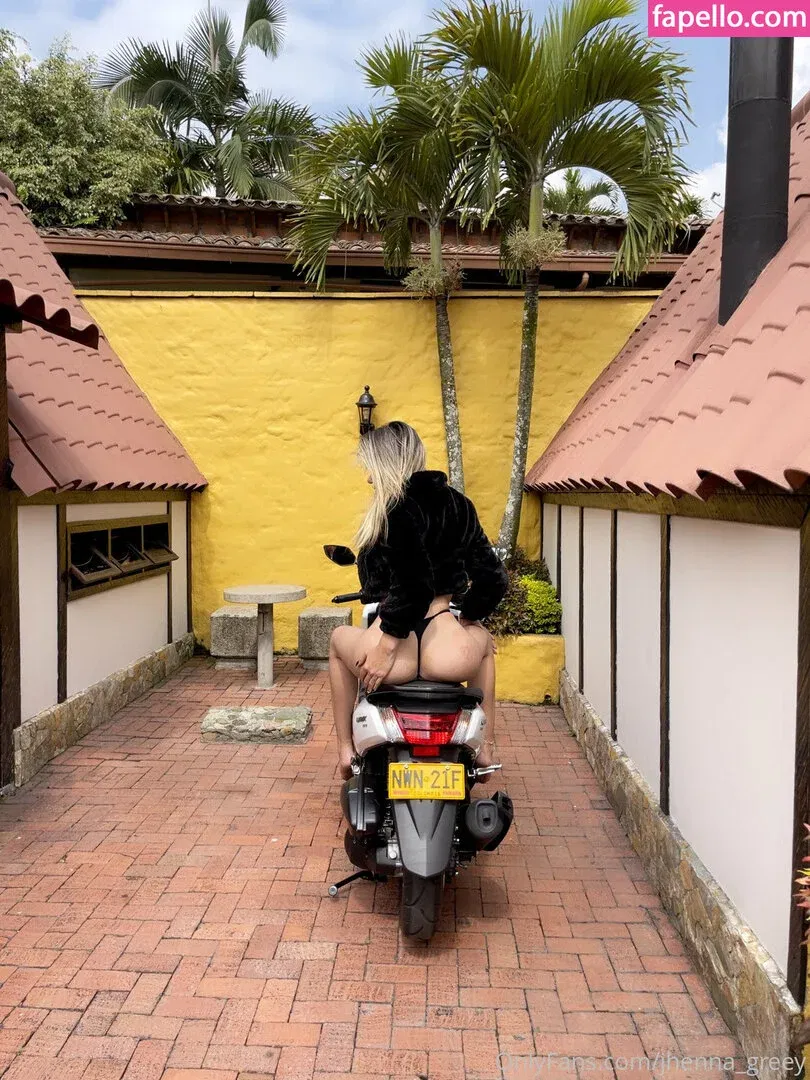 jhennagreey_ Onlyfans Photo Gallery 