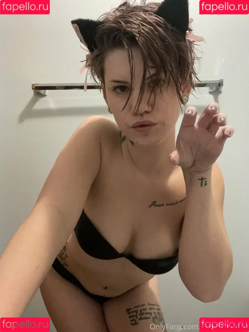 nicolelow94 Onlyfans Photo Gallery 