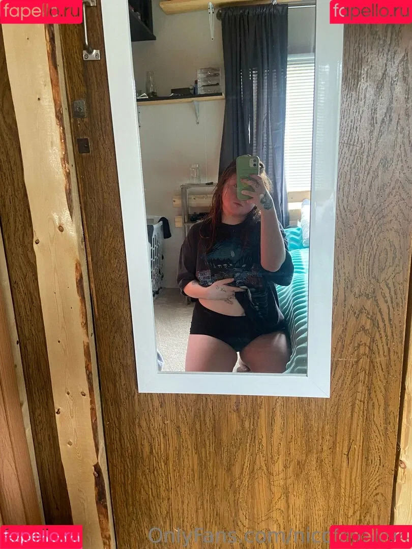 nicolelow94 Onlyfans Photo Gallery 