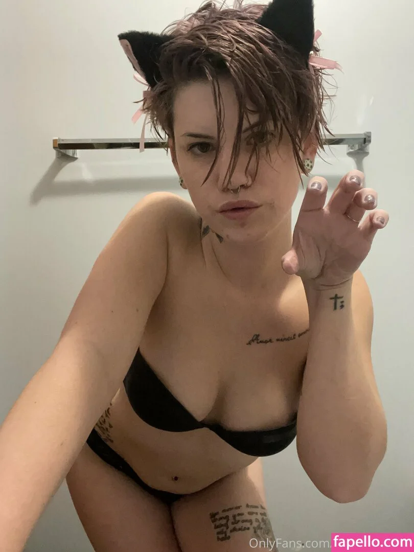nicolelow94 Onlyfans Photo Gallery 