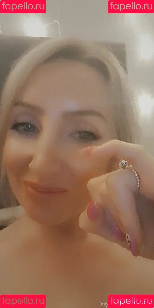 misskiki69 Onlyfans Photo Gallery 