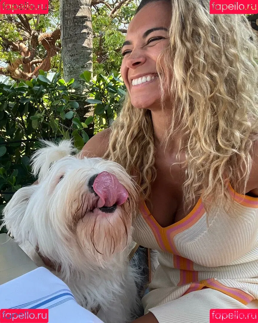 Echolikesyoga Onlyfans Photo Gallery 