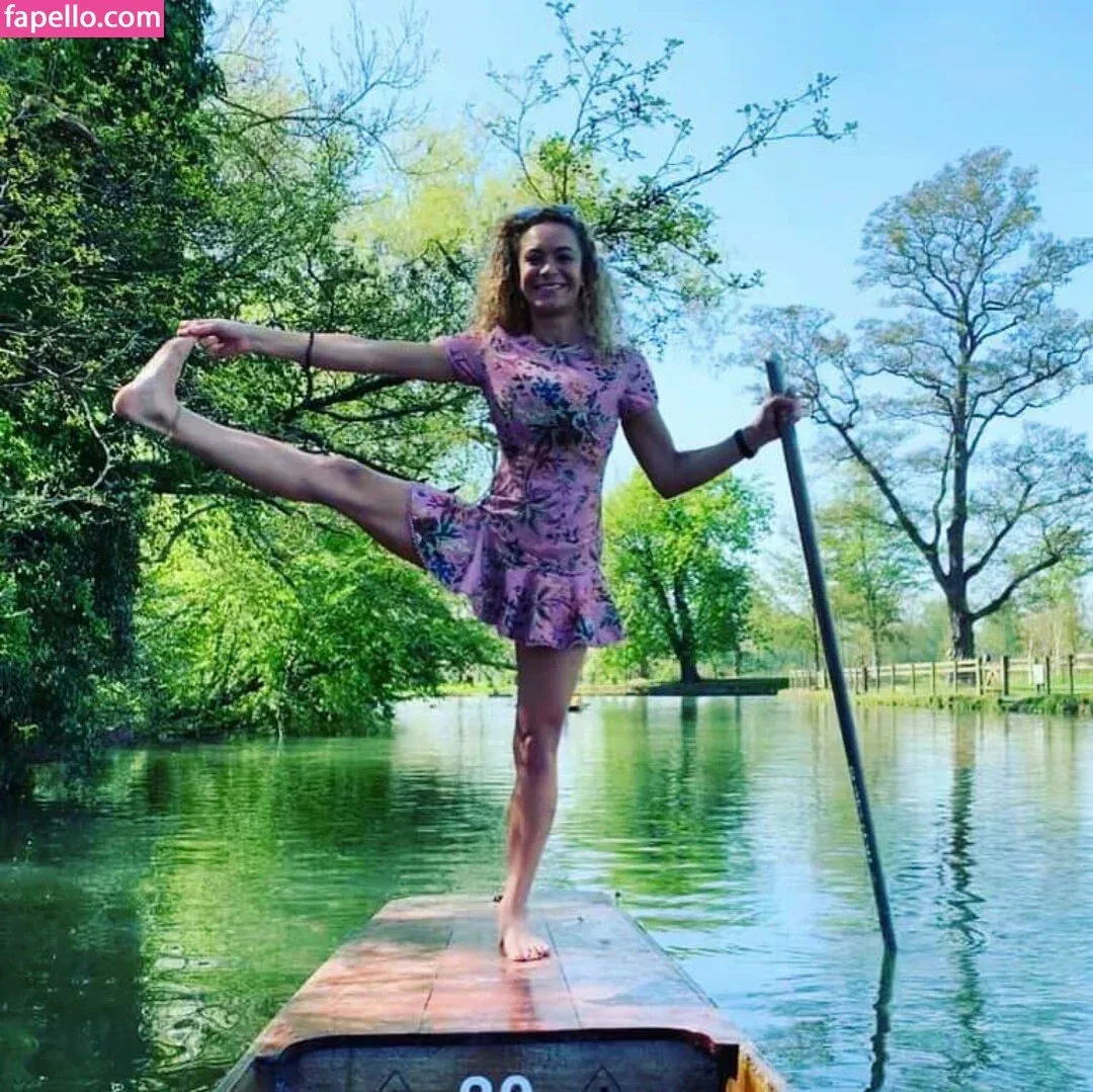 Echolikesyoga Onlyfans Photo Gallery 