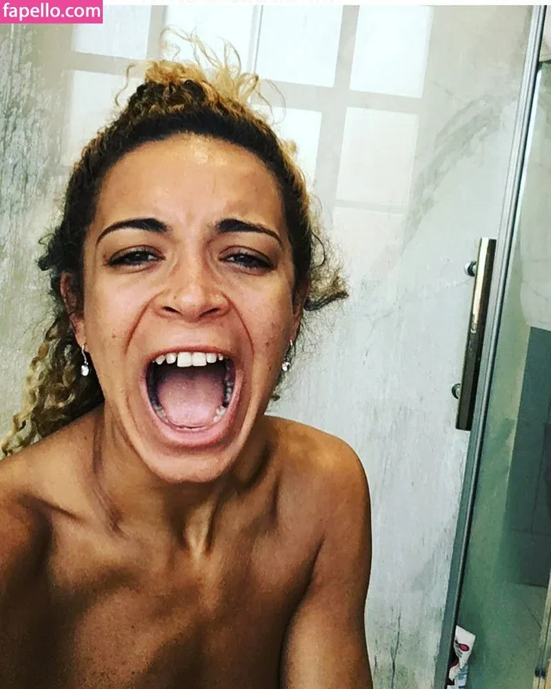 Echolikesyoga Onlyfans Photo Gallery 