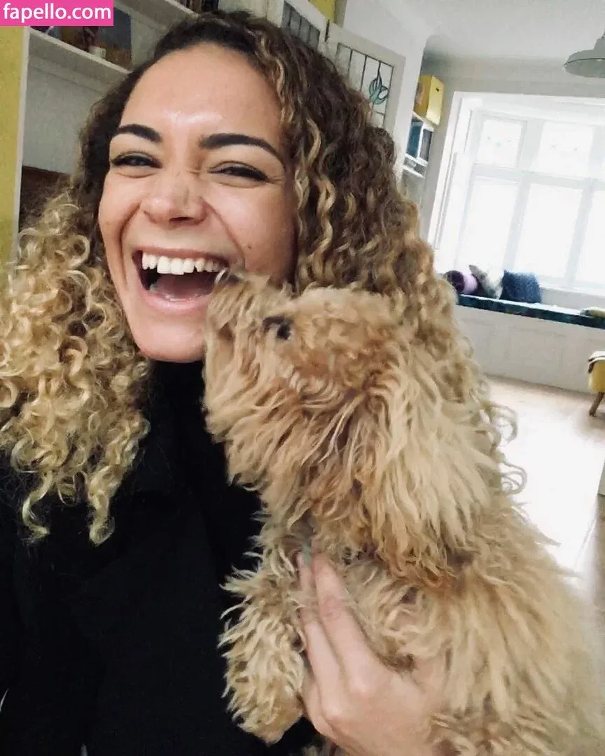 Echolikesyoga Onlyfans Photo Gallery 