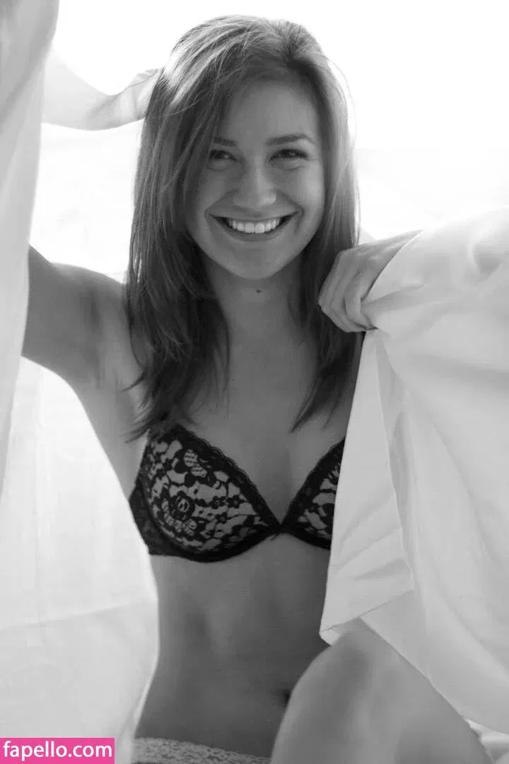 Erin Steeby Onlyfans Photo Gallery 