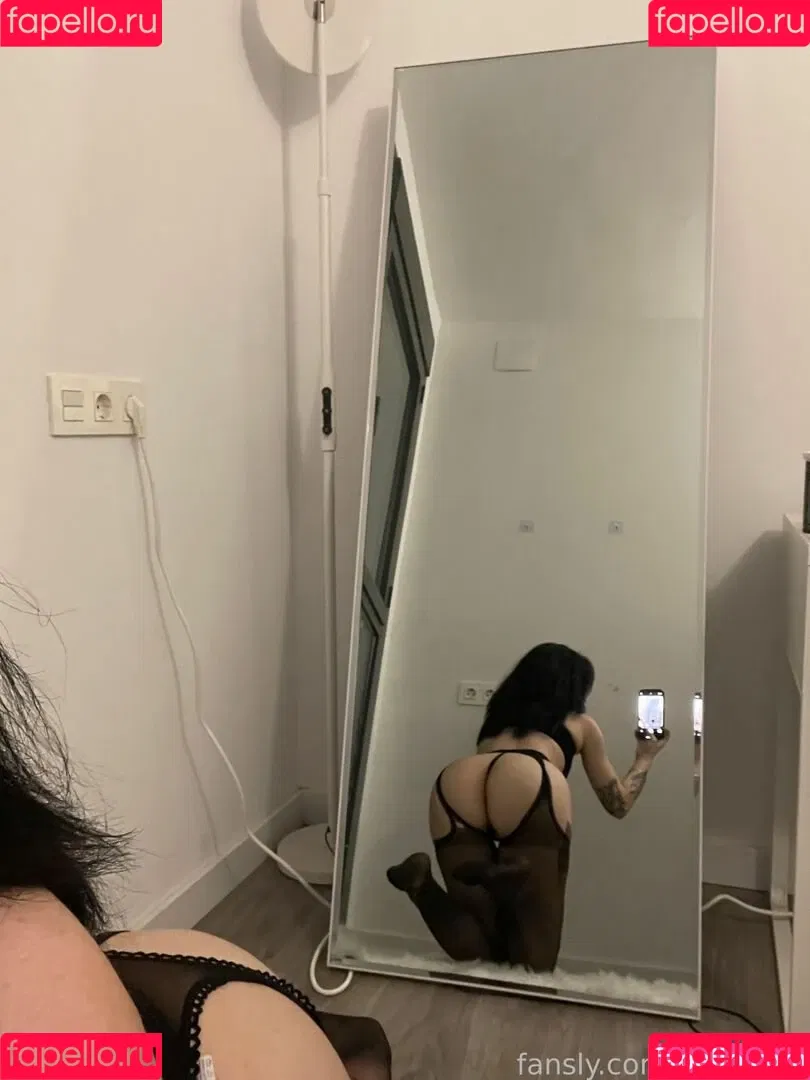 Berribuni Onlyfans Photo Gallery 