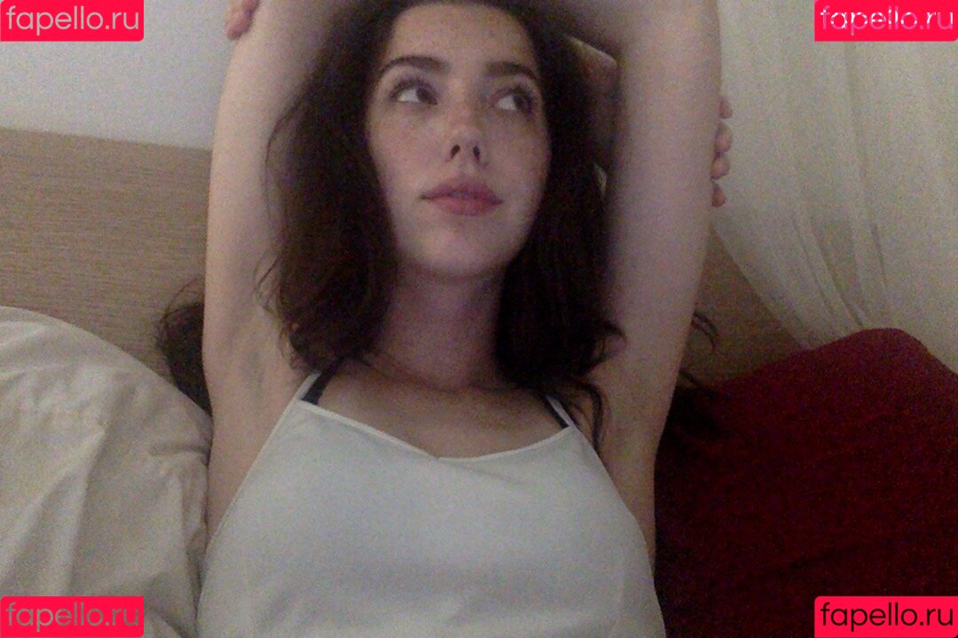 Berribuni Onlyfans Photo Gallery 