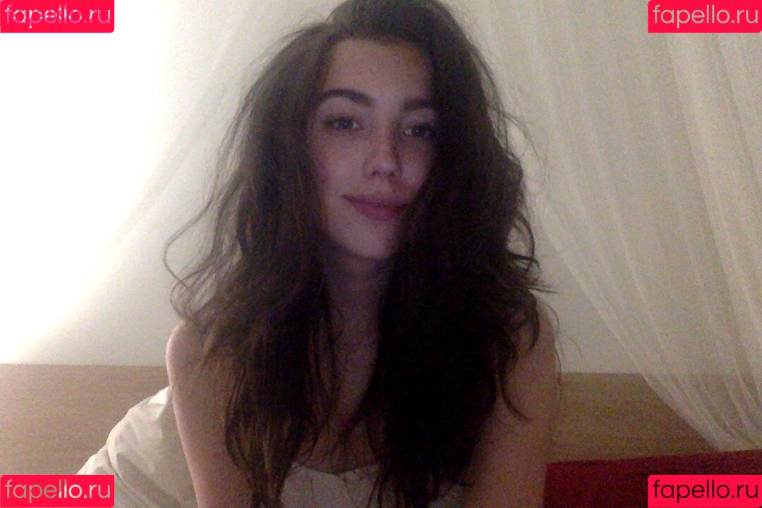 Berribuni Onlyfans Photo Gallery 