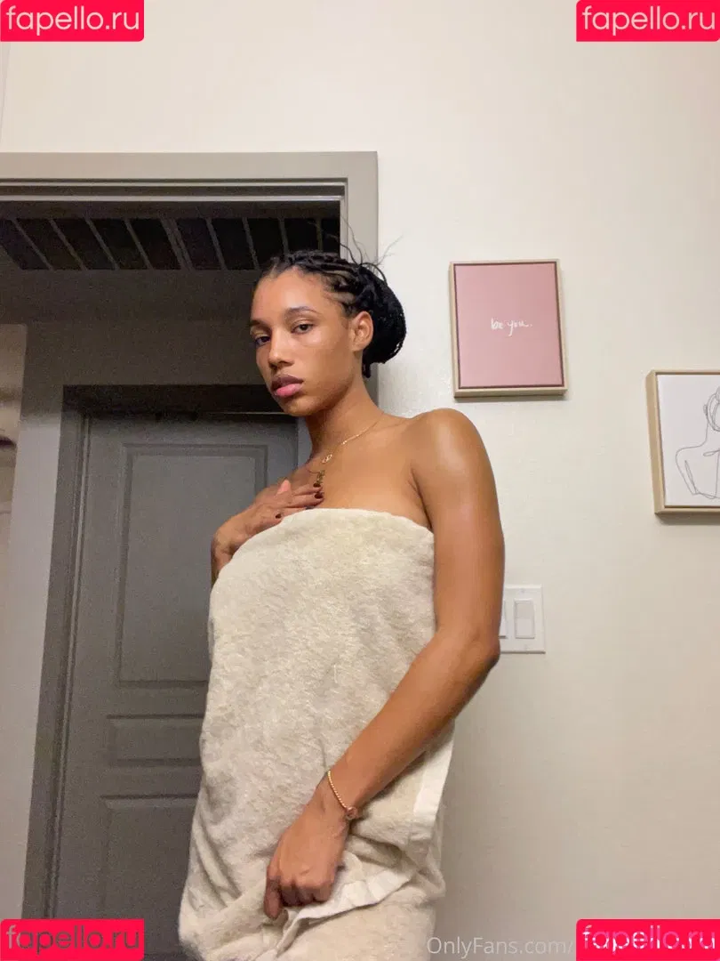 Brookliyn Wren Onlyfans Photo Gallery 