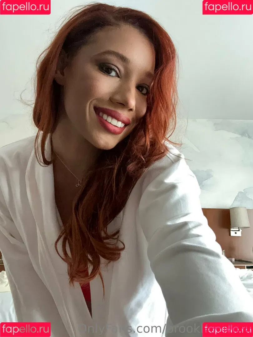 Brookliyn Wren Onlyfans Photo Gallery 