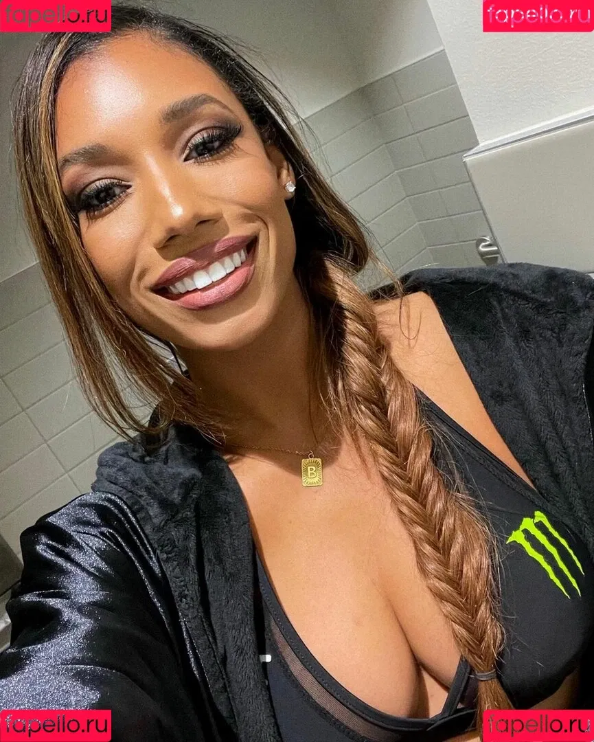 Brookliyn Wren Onlyfans Photo Gallery 