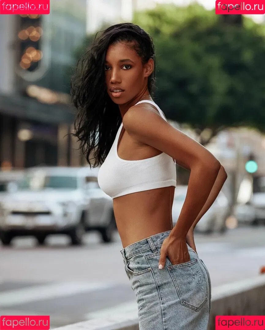Brookliyn Wren Onlyfans Photo Gallery 