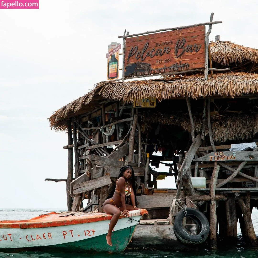 Misskellykel Onlyfans Photo Gallery 