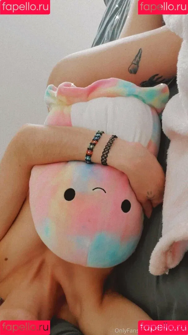 x_moonbaby Onlyfans Photo Gallery 