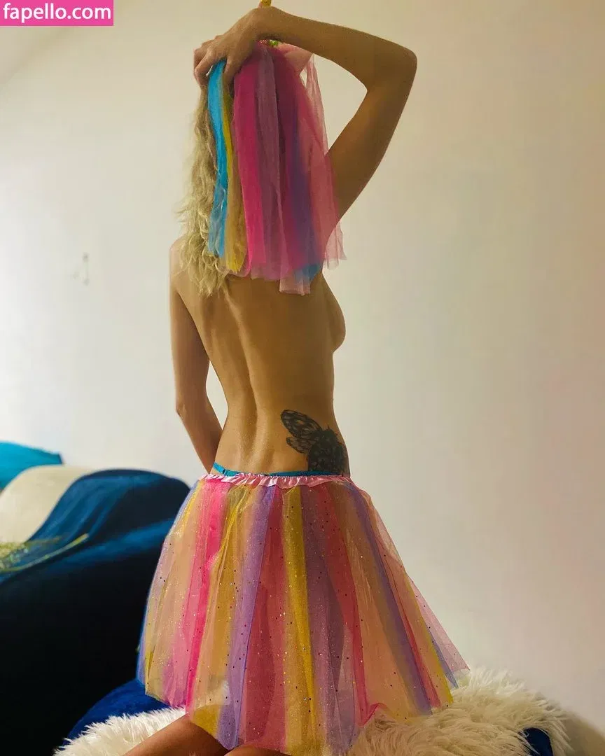 pink_princess_on_sky Onlyfans Photo Gallery 