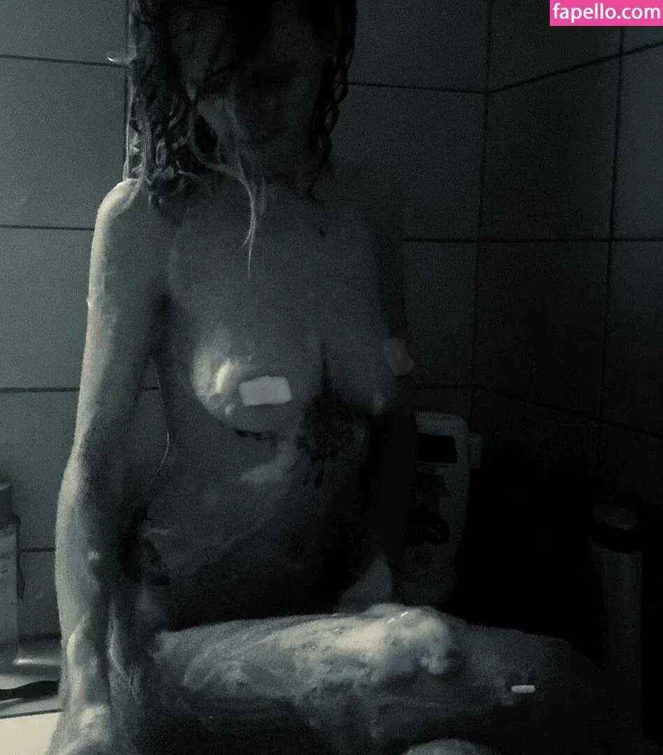 pink_princess_on_sky Onlyfans Photo Gallery 