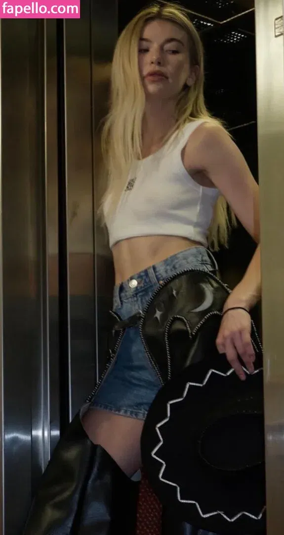 Georgia Toffolo Onlyfans Photo Gallery 