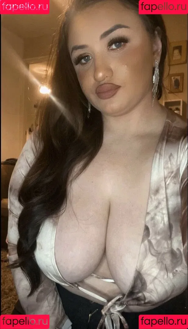 averillxo Onlyfans Photo Gallery 