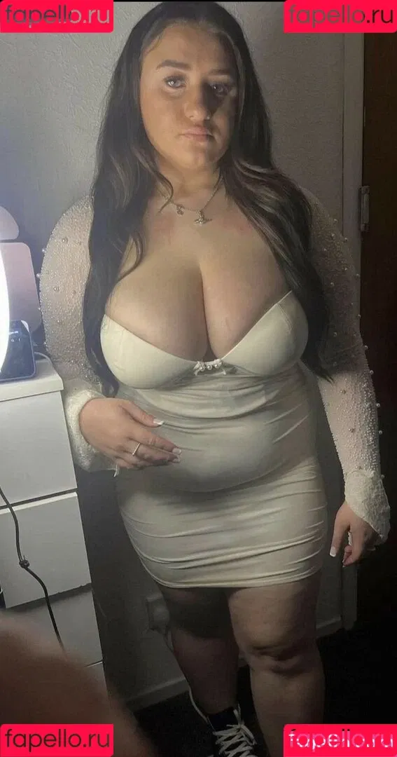 averillxo Onlyfans Photo Gallery 