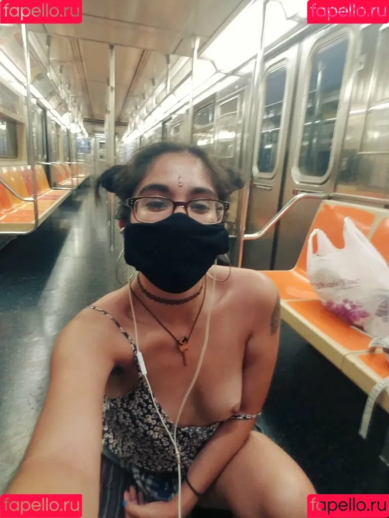 Lucy Sunflower Onlyfans Photo Gallery 