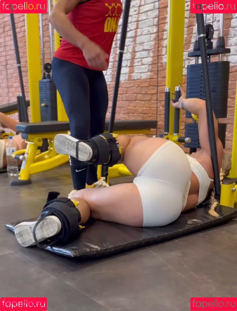 Vivi Winkler Onlyfans Photo Gallery 