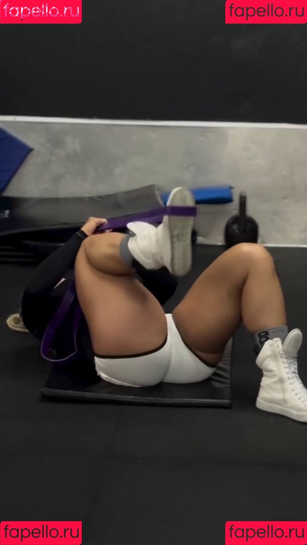 Vivi Winkler Onlyfans Photo Gallery 