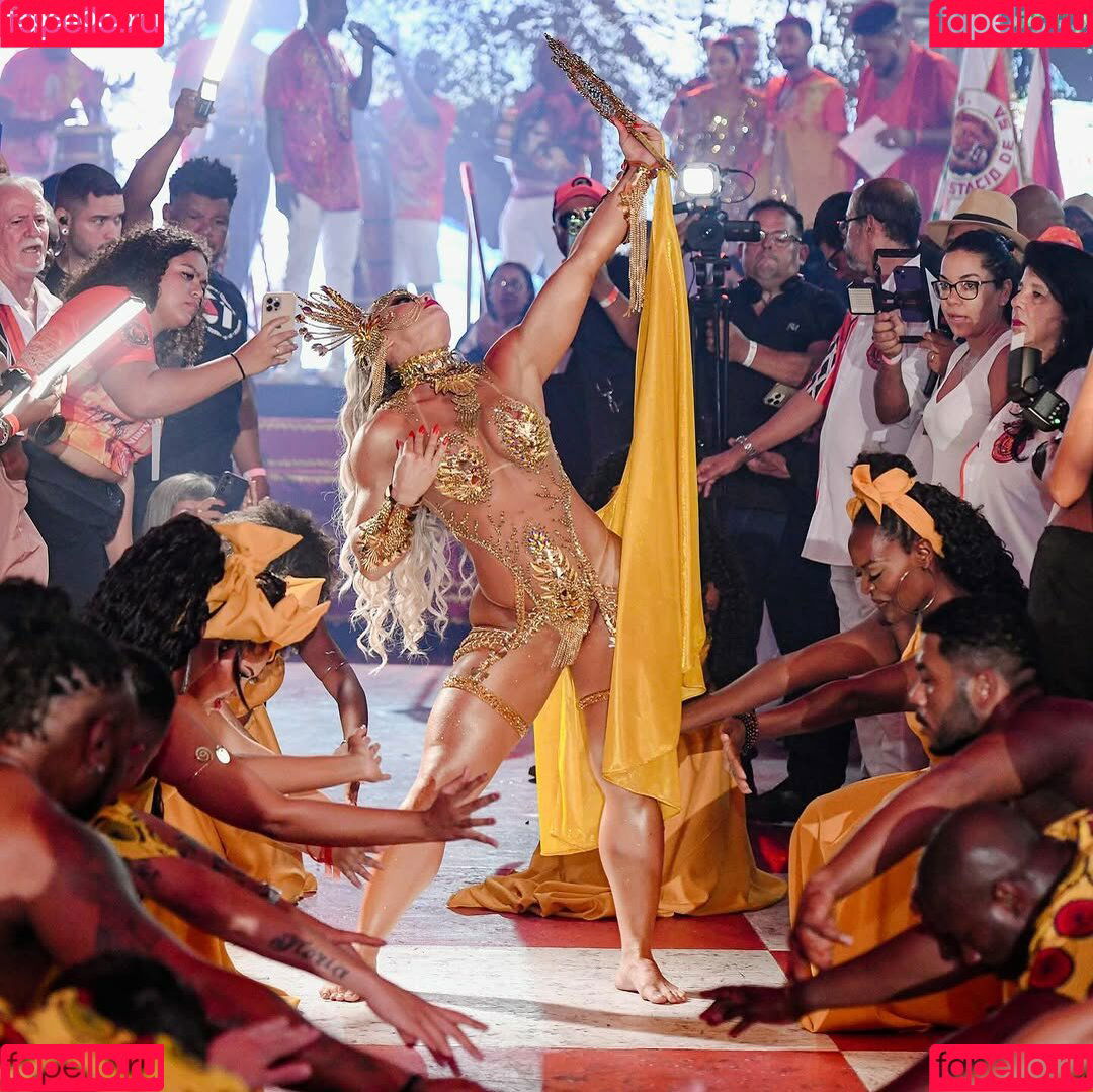 Vivi Winkler Onlyfans Photo Gallery 