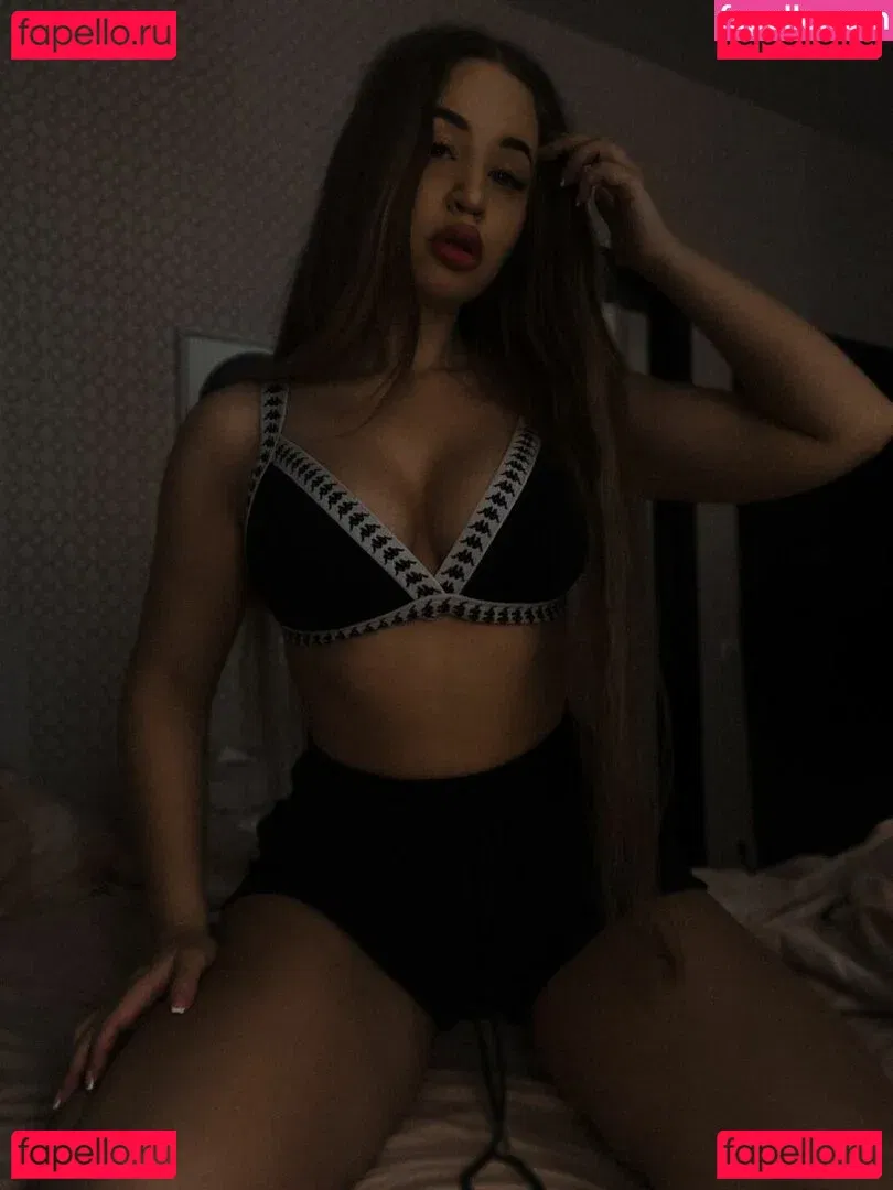 natasha.westyy Onlyfans Photo Gallery 