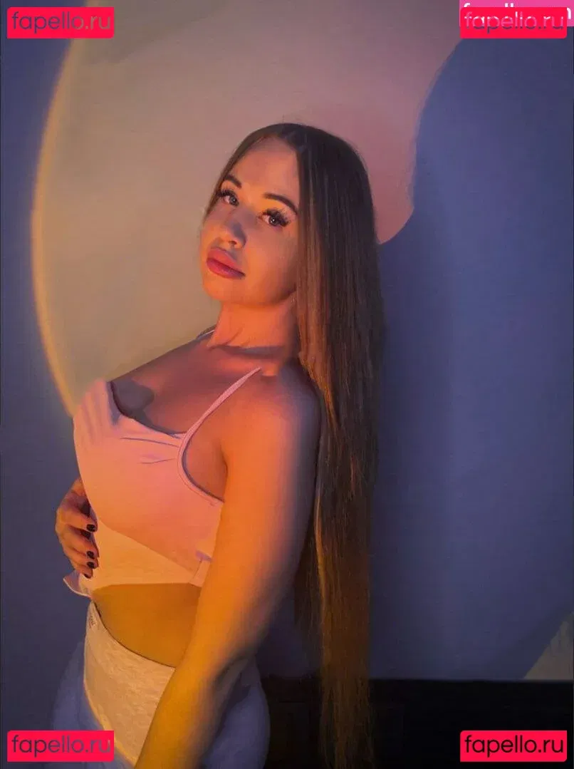 natasha.westyy Onlyfans Photo Gallery 