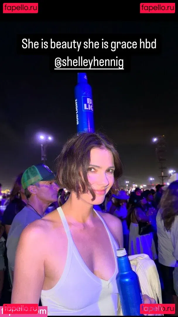 Shelley Hennig Onlyfans Photo Gallery 