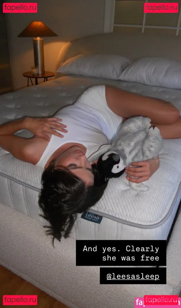 Shelley Hennig Onlyfans Photo Gallery 