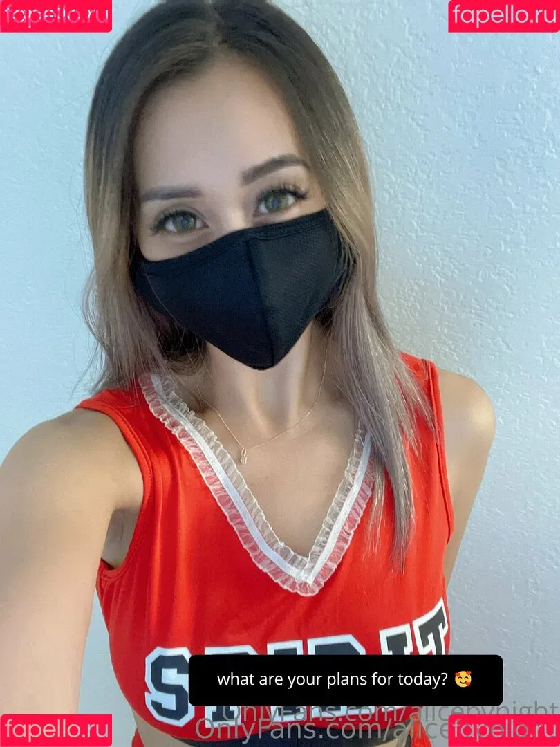 alicebynight Onlyfans Photo Gallery 