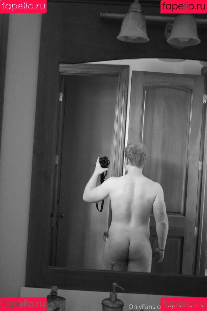 roaminghog Onlyfans Photo Gallery 