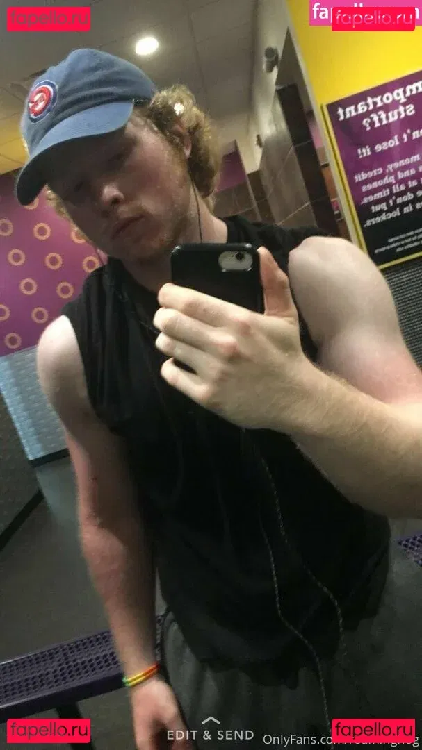 roaminghog Onlyfans Photo Gallery 