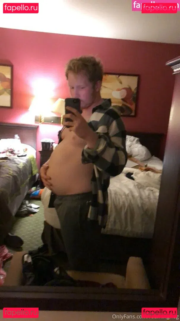 roaminghog Onlyfans Photo Gallery 