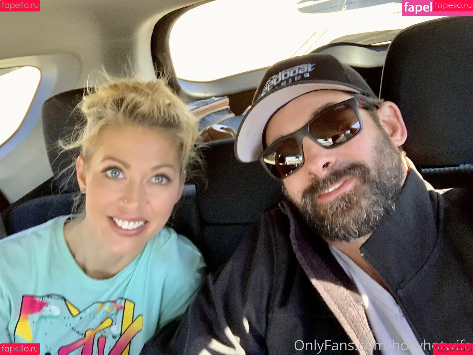 hollyhotwife Onlyfans Photo Gallery 