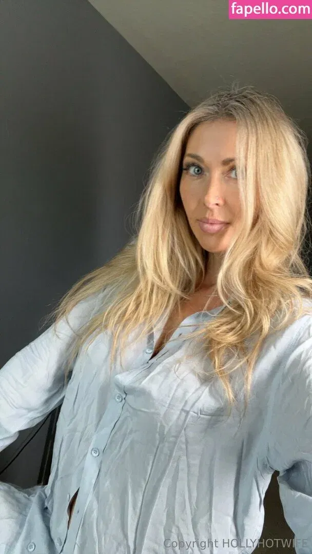 hollyhotwife Onlyfans Photo Gallery 